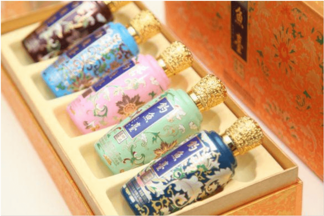 凤凰网财经 | 2021 AG真人国际官方网站引领行业迈向平台生态商业模式