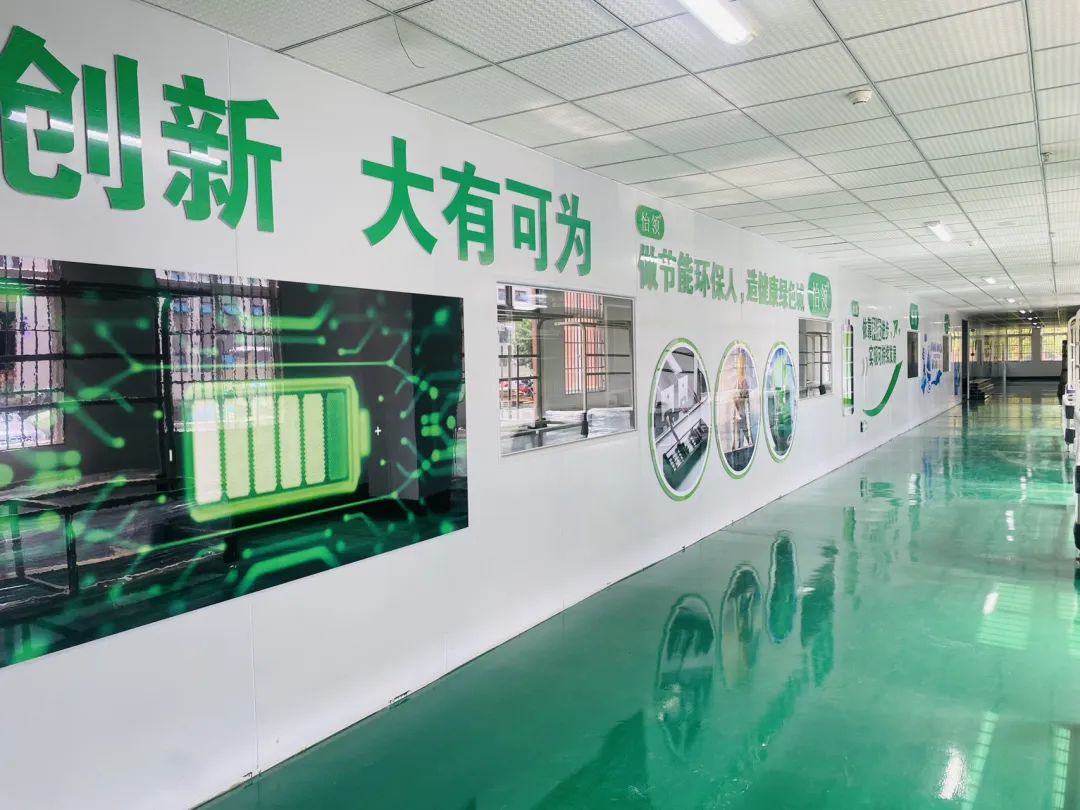 首批充电桩产品下线！AG真人国际官方网站新能源跑出生长“加速率”